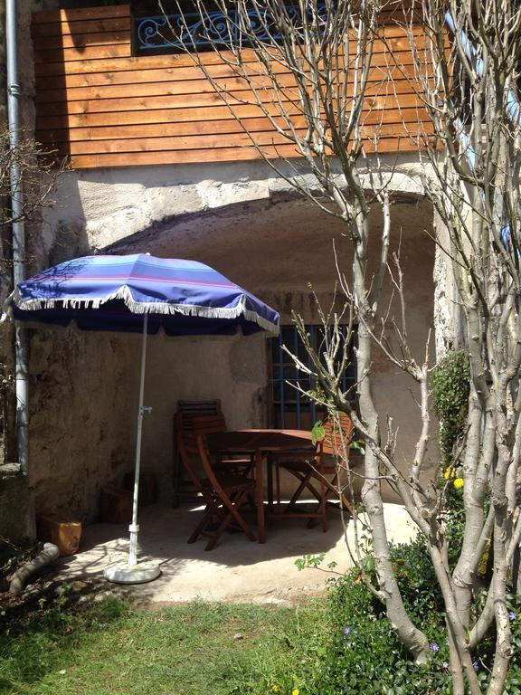Gite La Parenthese Saint-Hostien Exterior photo