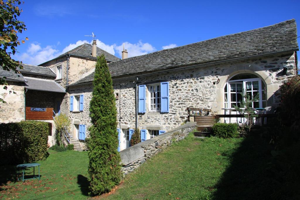Gite La Parenthese Saint-Hostien Exterior photo